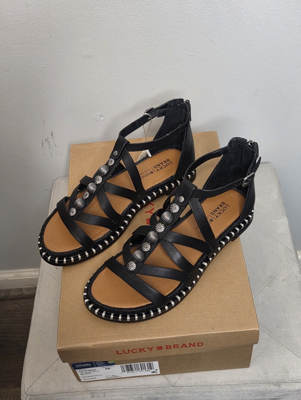 Lucky Brand Korina Black Strappy Gladiator Sandals w/ Silver Conchos, Sz 6, NIB‎